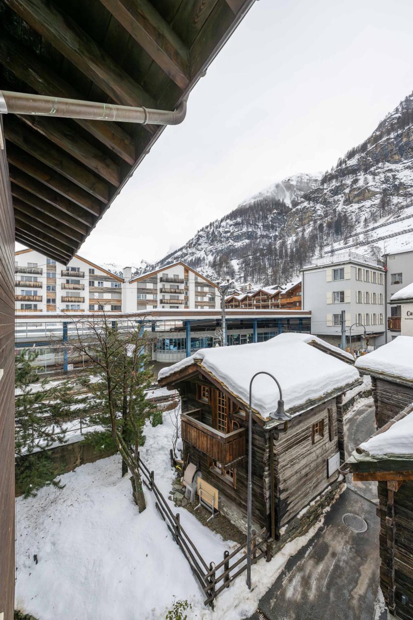 Hotel Sarazena Zermatt Exterior foto